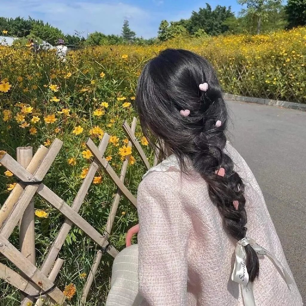 然后我们跳了舞